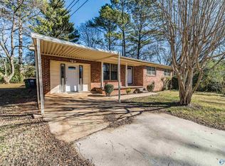 3514 Lois Ln NW, Huntsville, AL 35810