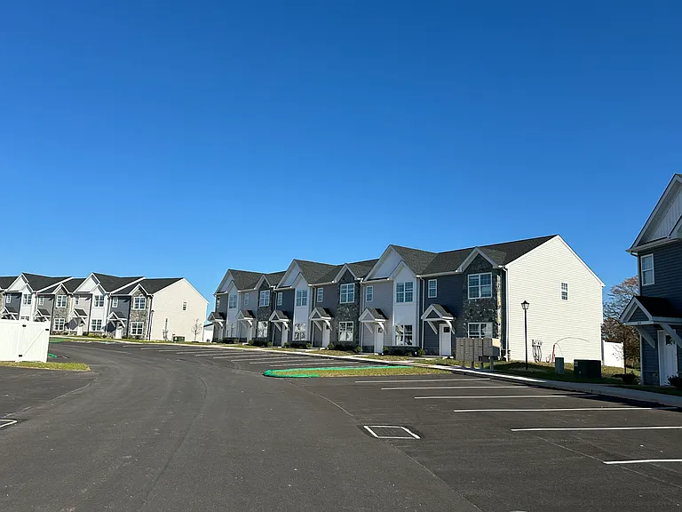 Aspen Ridge Townhomes — Photo 31