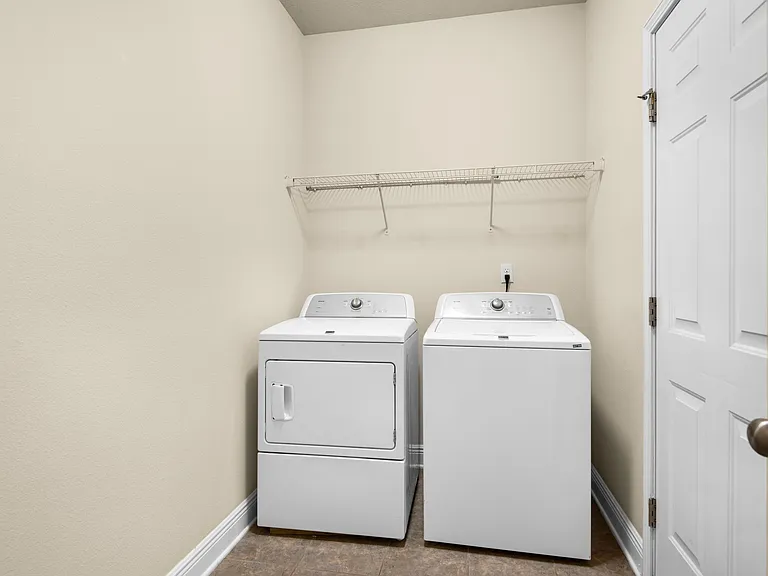 6776 Cotter Dr — Photo 36