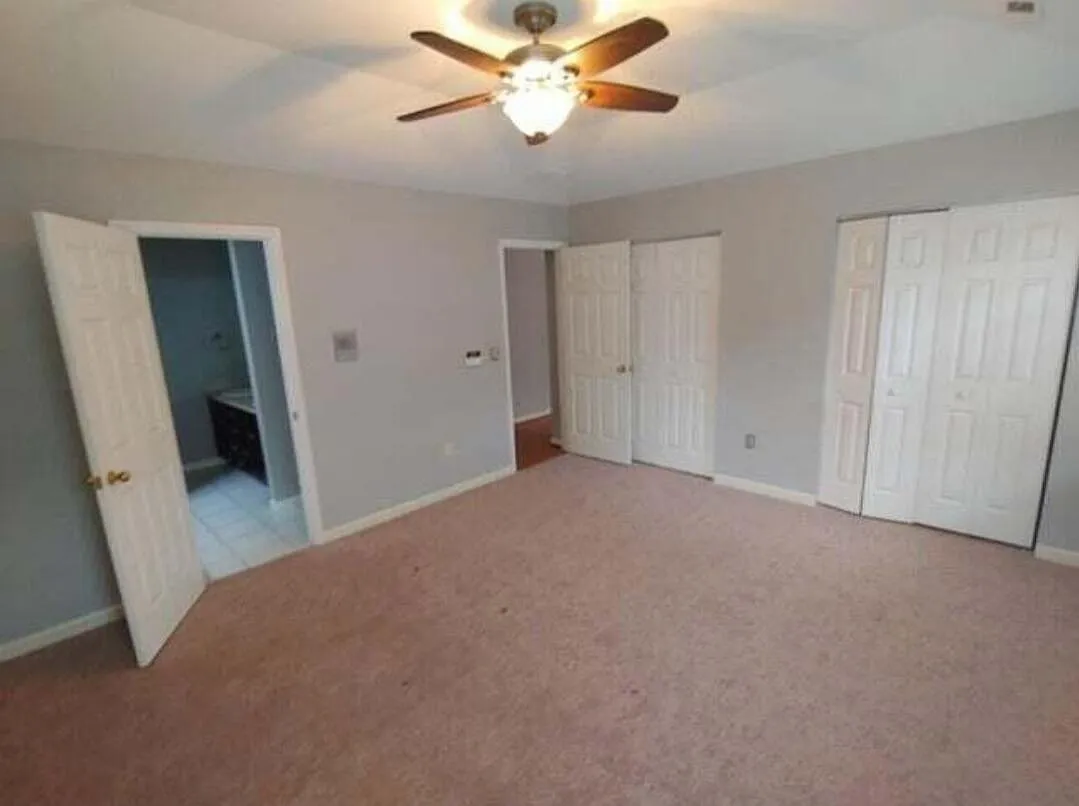 3 bed, 2.0 bath, 1390 sqft, $2,095 — Photo 4