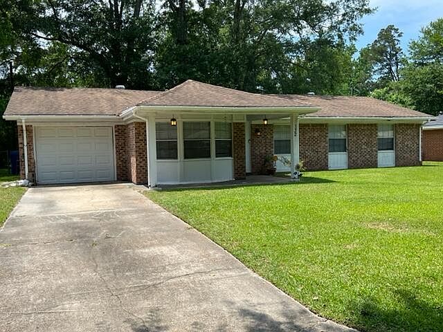 1st image of 132 Powell Dr