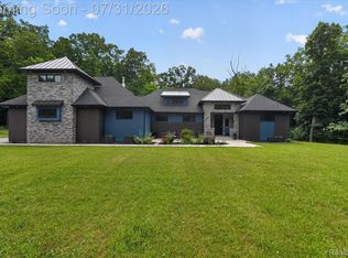 16511 Shadow Ln, Linden, MI 48451