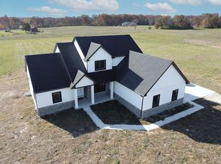 250 Darwin Rd, Pinckney, MI 48169