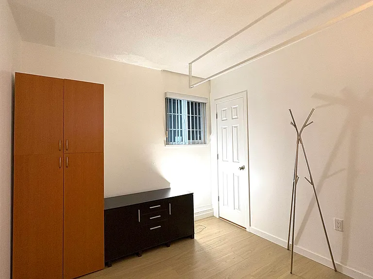 9557 Francis Rd #101 — Photo 1