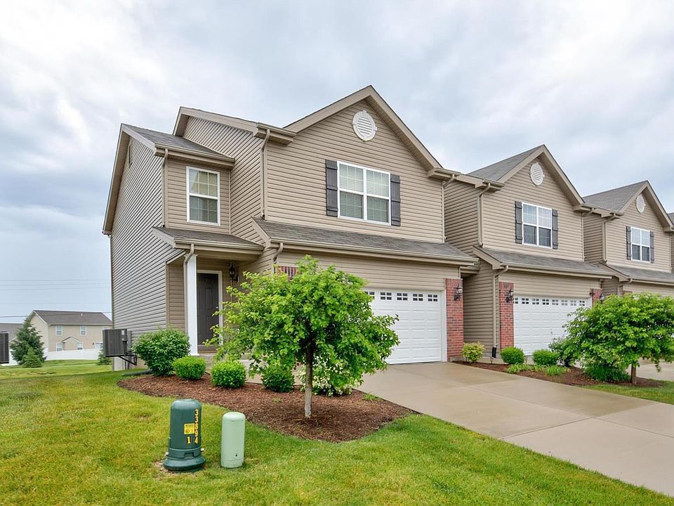 1st image of 862 Harbor Woods Dr