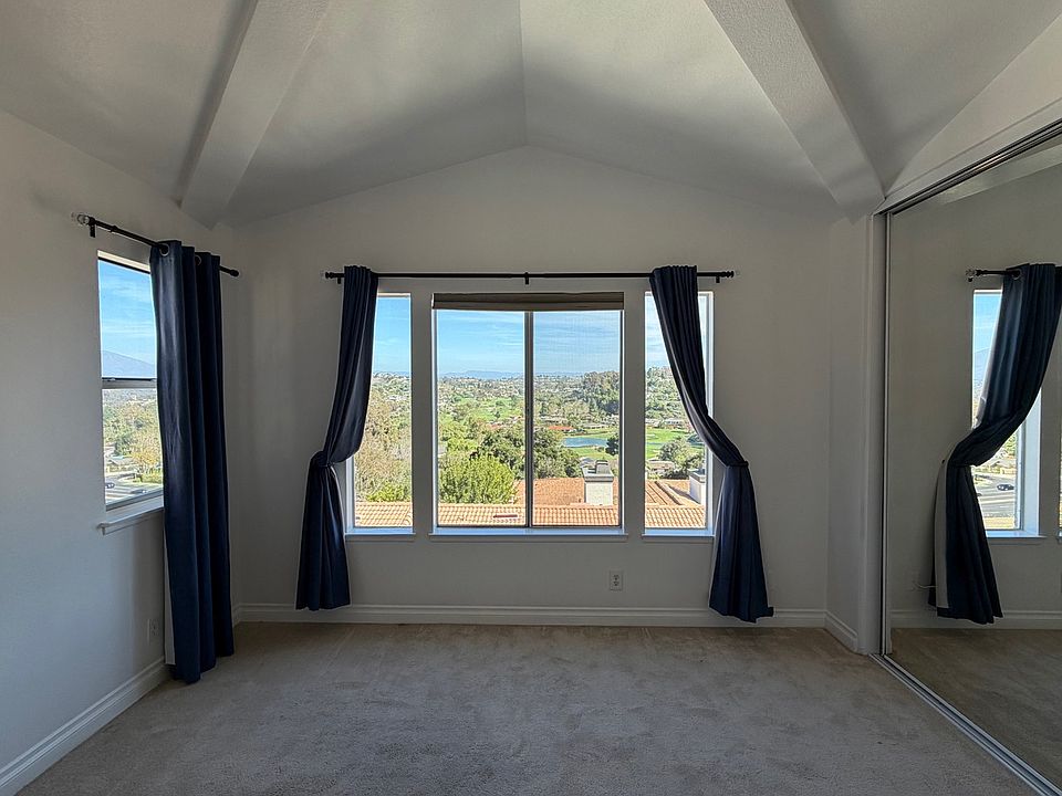 1st image of 30902 Clubhouse Dr Unit 19I