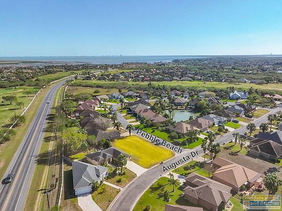 4th image of 5 Augusta Dr