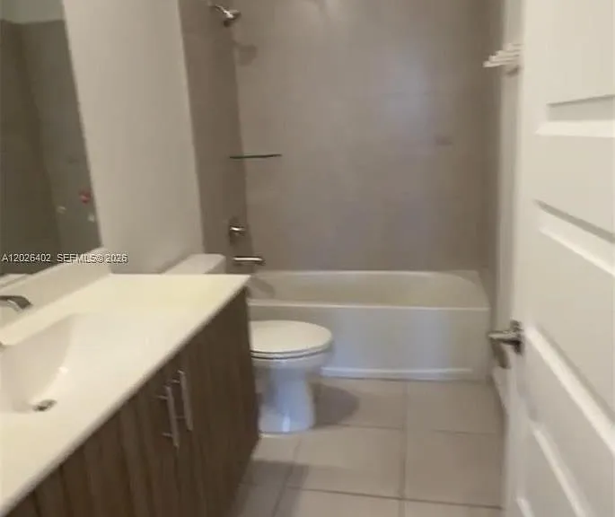 15815 NW 91st Ct — Photo 2