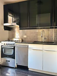 Rented by LEVEN Real Estate