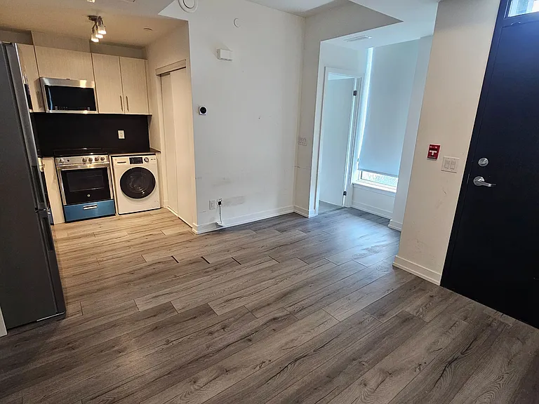 861 Sheppard Ave W #58 — Photo 4