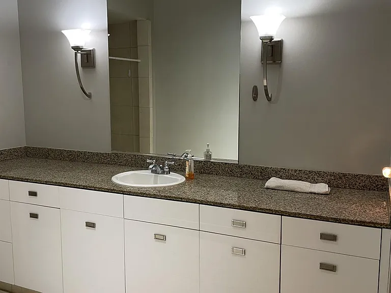 1401 Calumet St #300 — Photo 18