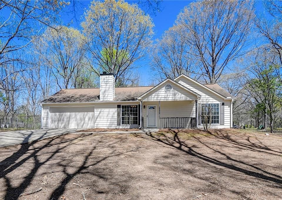 1st image of 484 N Green Cir