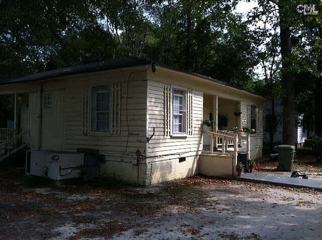 2nd image of 716 Lyttleton St