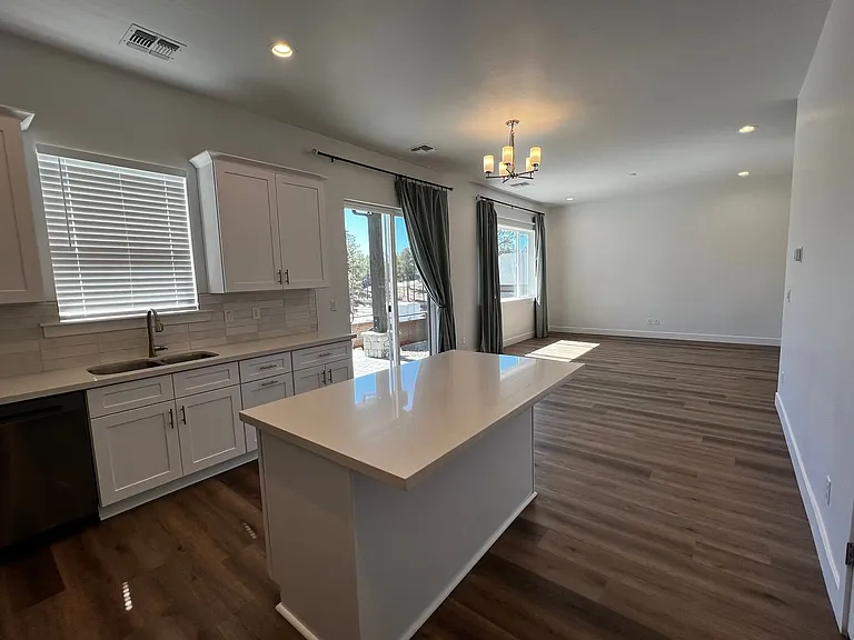 3211 E Copperleaf Ln — Photo 11
