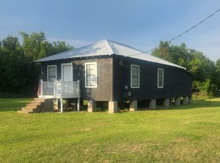 3445 Elk Dr, Orange, TX 77630