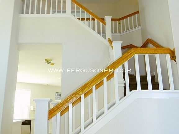 5th image of 424 Farmington Cir
