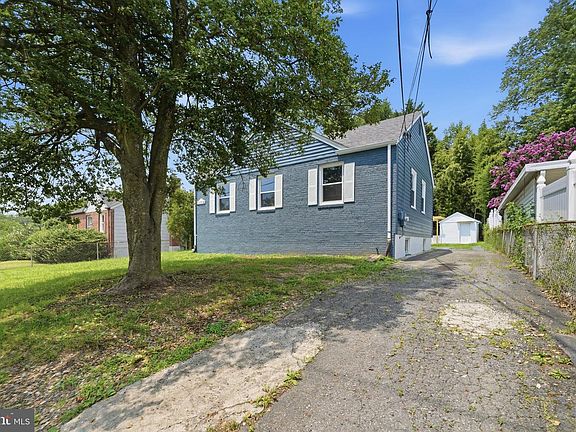 4th image of 11716 Kingtree St