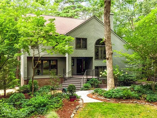 109 Colberts Trce, Yorktown, VA 23692