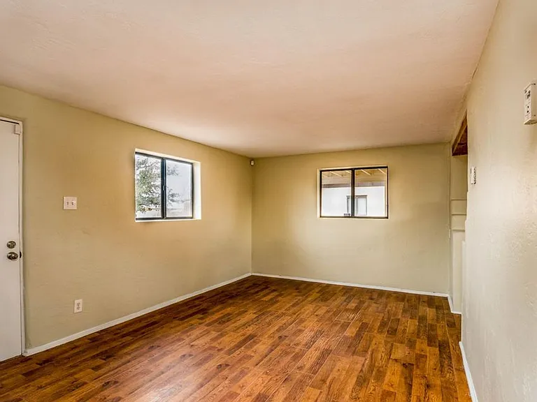 2838 Aliso Dr NE — Photo 9