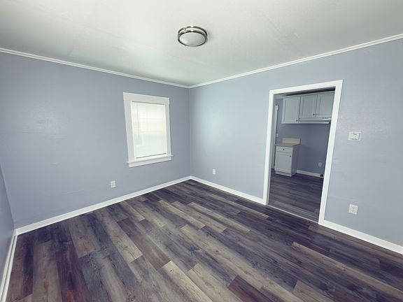 4th image of 5219 Maywood Ave #3/4