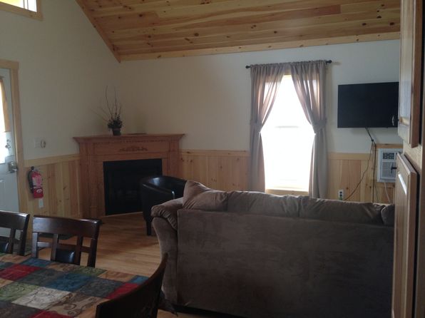 456 Maples Rd