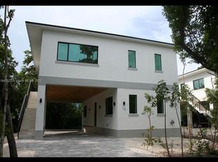 12 Coral Dr, Key Largo, FL 33037