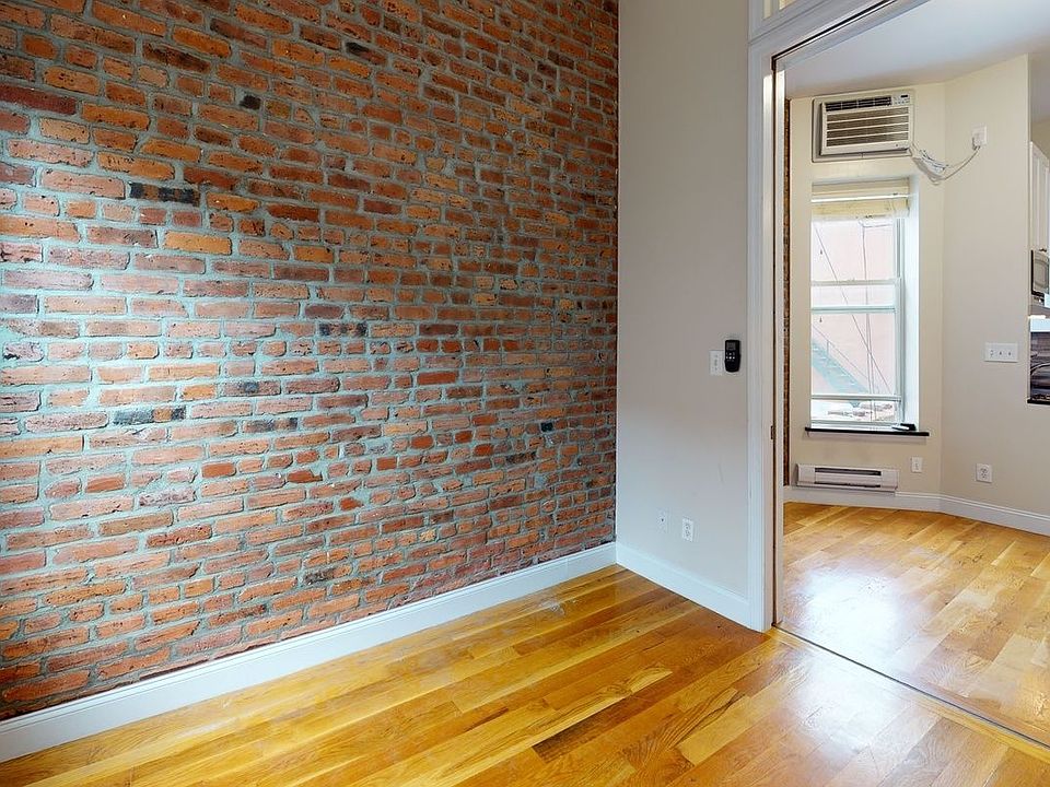 1st image of 331 E 33rd St #C5