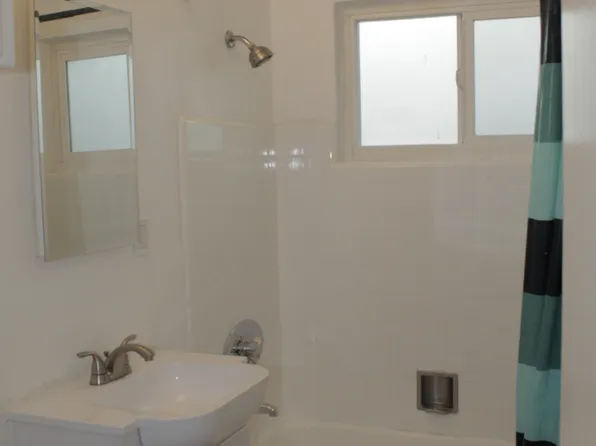 712 W Redondo Beach Blvd #1/2, Gardena, CA 90247