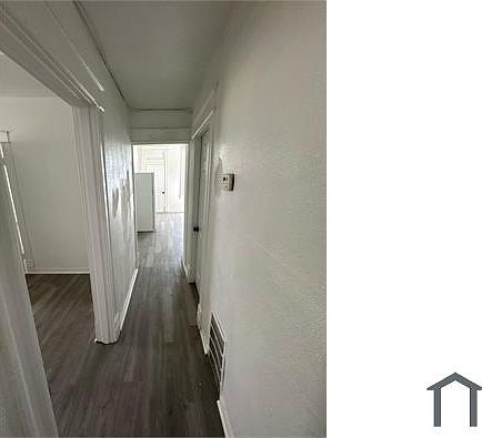2nd image of 4005 S Grand Blvd #A
