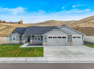 234 Ladera St, Prosser, WA 99350
