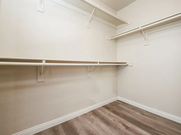 7728 Donald Nelson Ave — Photo 9