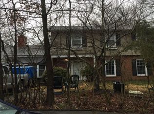 2001 Cambridge Dr, Crofton, MD 21114