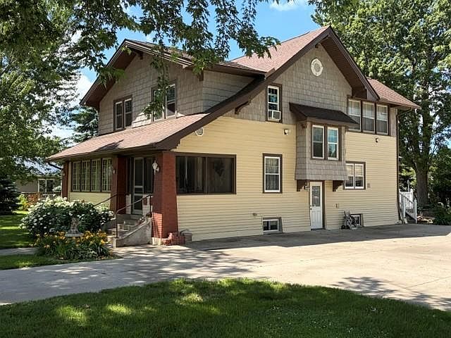 1st image of 611 N Marshall Ave