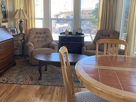 Front room 