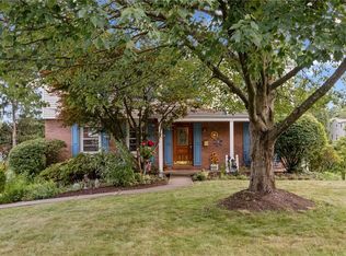 3303 Appel Rd, Bethel Park, PA 15102
