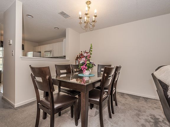 4th image of 7611 Petrea Ln