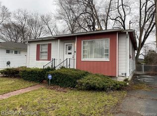 2821 Raskob St, Flint, MI 48504