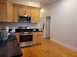 30 Oakland St #2, Watertown, MA 02472