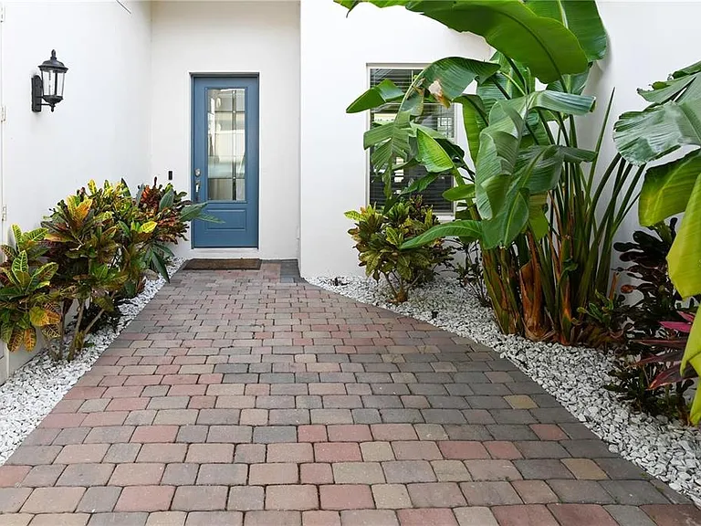 15704 Marina Bay Dr — Photo 4