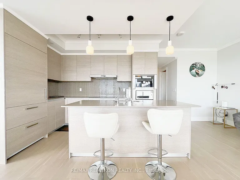 200 Bloor St W #2801 — Photo 12