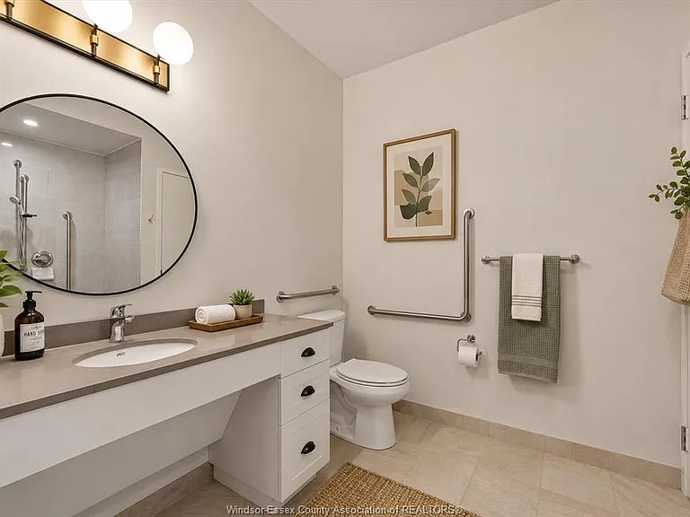 3160 Meadowbrook Ln #204 — Photo 17