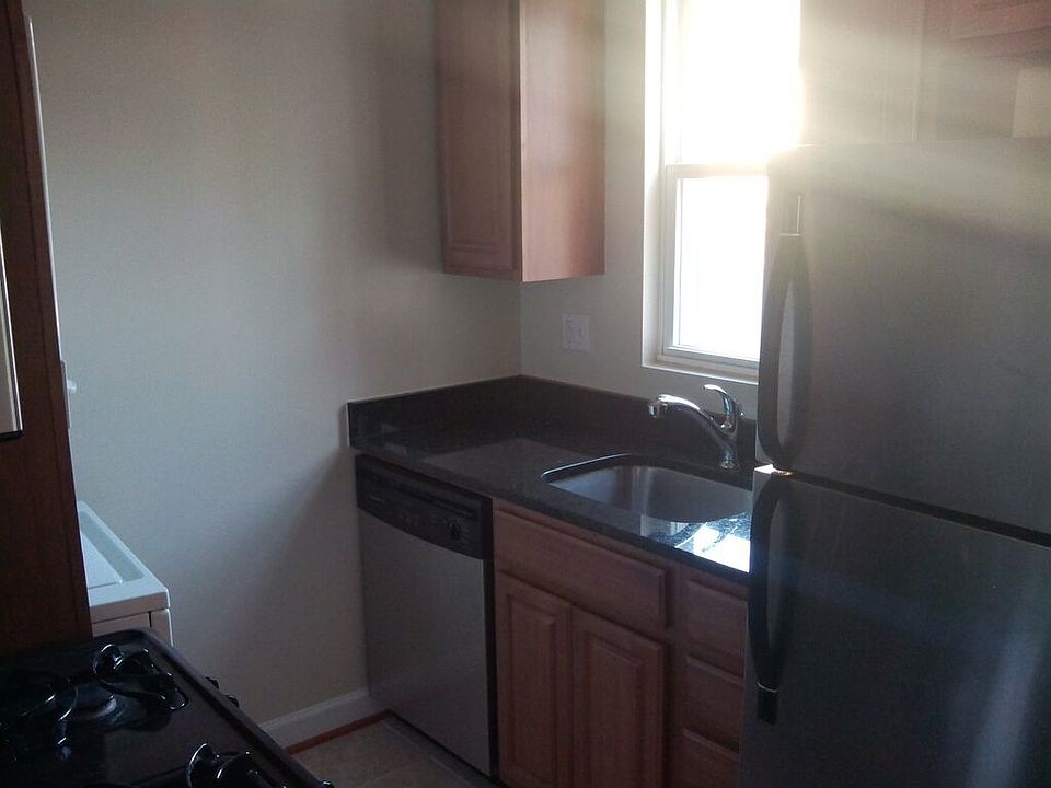 Kitchen with Granite Counter-Tops