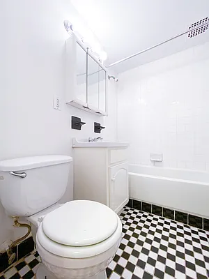 Rented by Compass | media 26