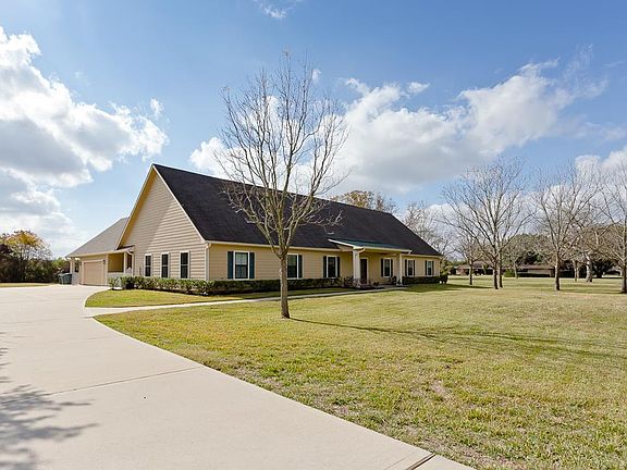 2nd image of 4632 Pecan Grv