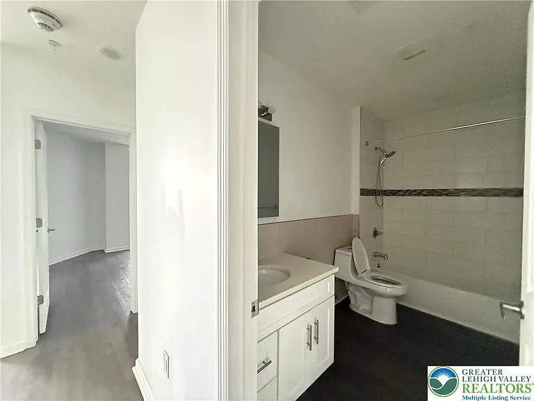 123 N Lumber St N #4D — Photo 10