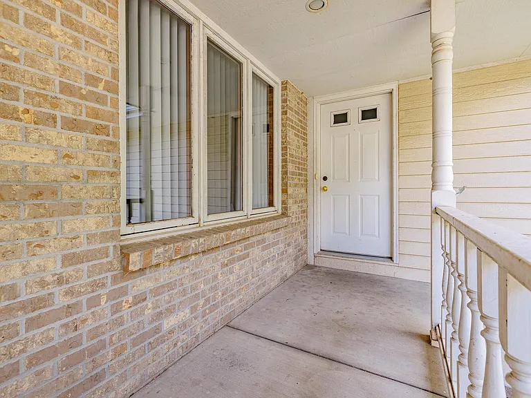 1101 Knox St — Photo 25