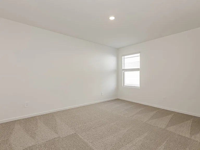 543 Artemis St — Photo 10