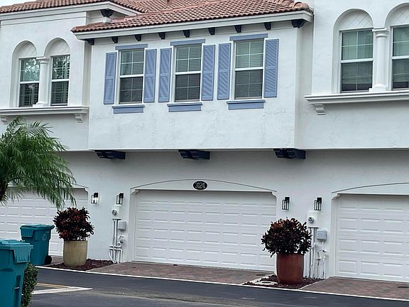 3rd image of 3124 Waterside Circle
