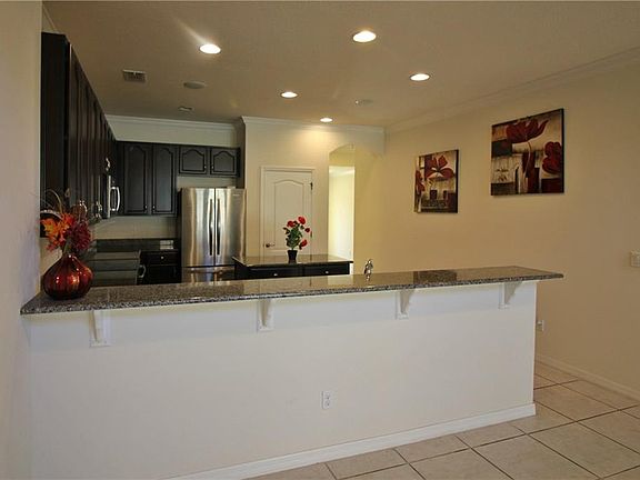 4th image of 449 Livorno Way