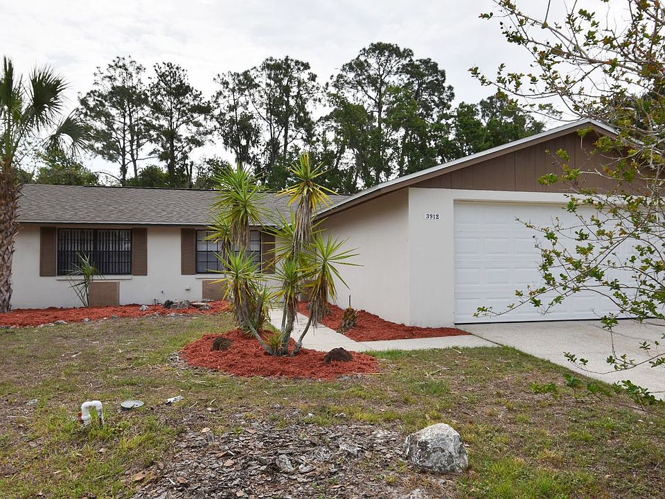 1st image of 3912 Briarlake Dr
